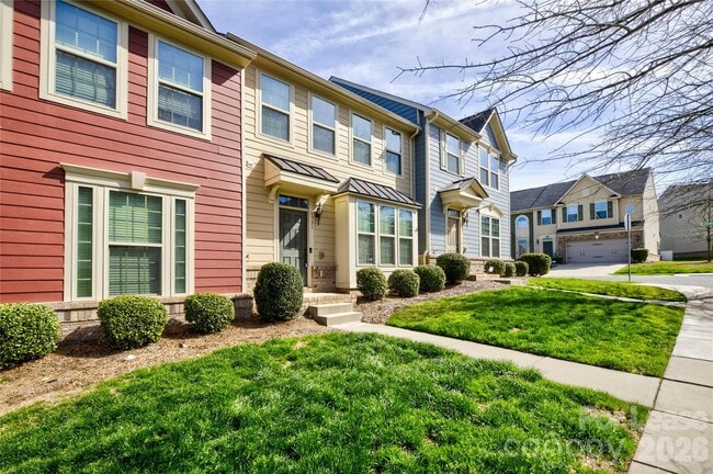 Photo - 1731 Evergreen Dr