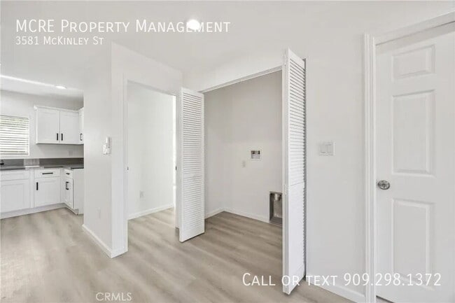 Photo - 3581 McKinley St