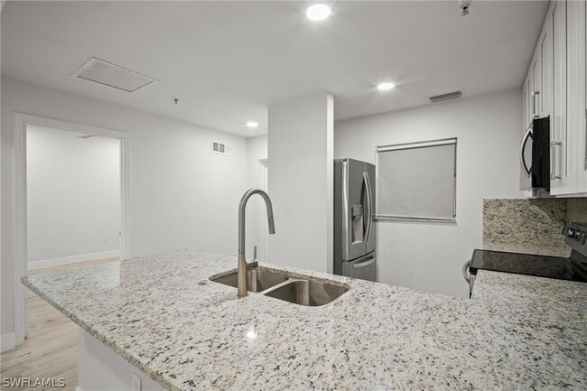 Photo - 4450 Botanical Pl Cir Unit 6