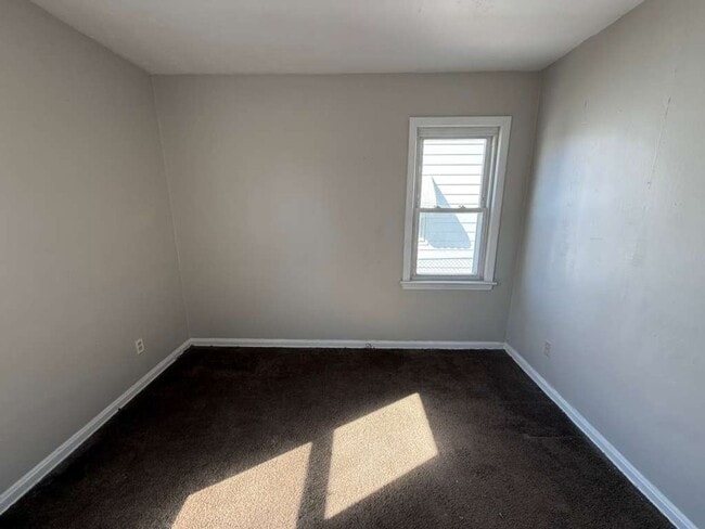 Photo - 2-BED, 1 BATH BEAUTIFUL SINGLE- FAMILY HOME IN MAPLE HEIGHTS!