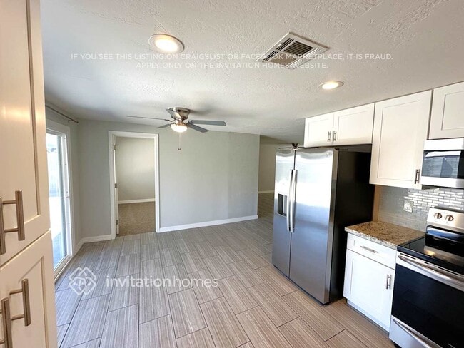 Photo - 3902 E Willow Ave