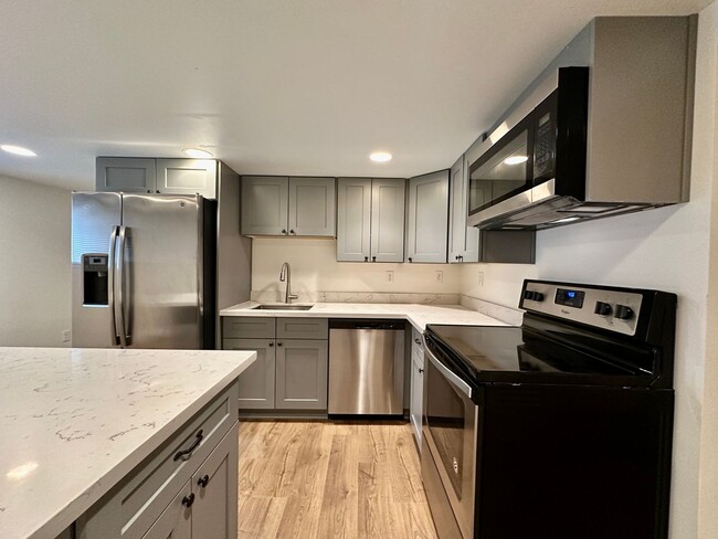 Photo - 607 N Ruby St Unit 3