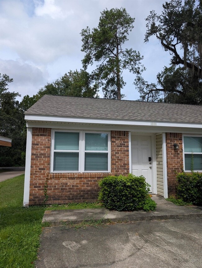 Building Photo - 455 Cactus St