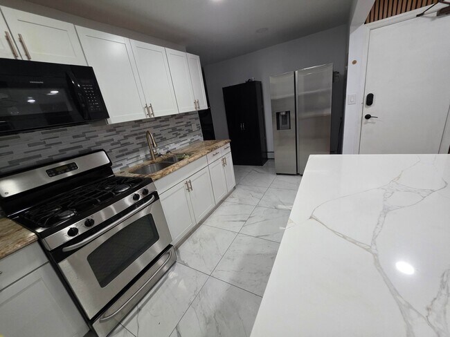 Photo - 478 Fabyan Pl