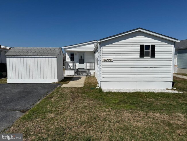 Photo - 36991 Laws Point Rd