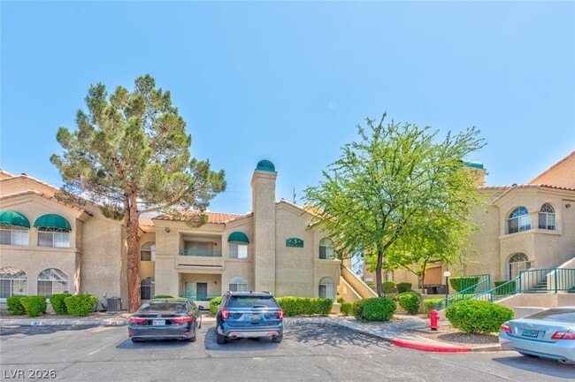 Photo - 2251 Wigwam Pkwy Unit 323