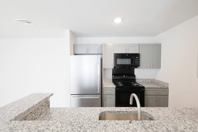 Photo - Dunhill Flats