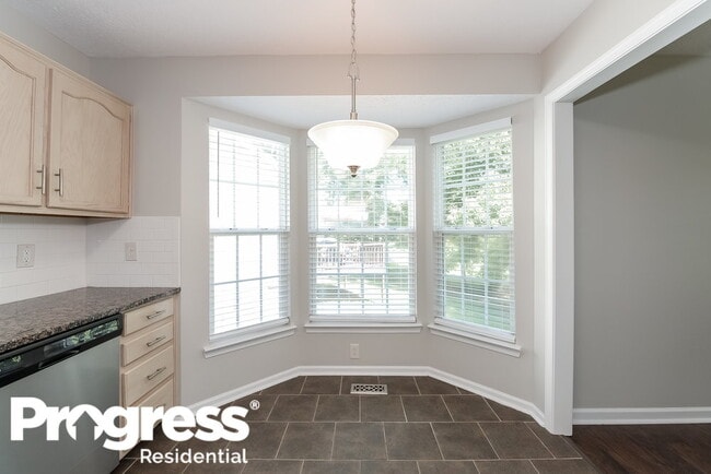 Photo - 529 Leslie Ann Ct