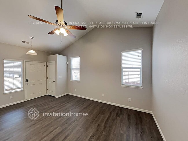 20166 E Belleview Ln