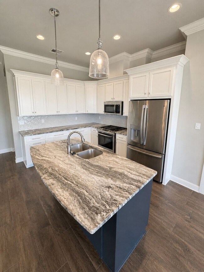 Photo - Forest Hills Subdivision!