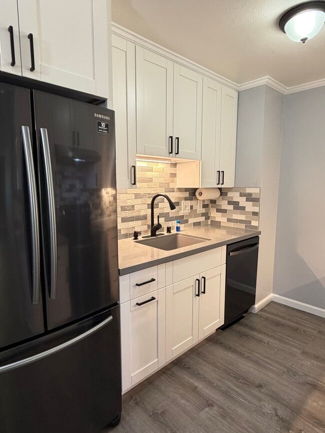 Photo - Updated 2BD/2BA Condo – Prime San Mateo Location! Unit 207