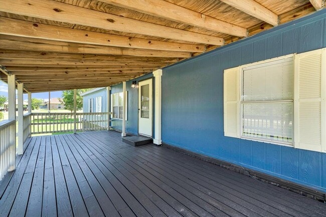 1005 Monte Vista Dr