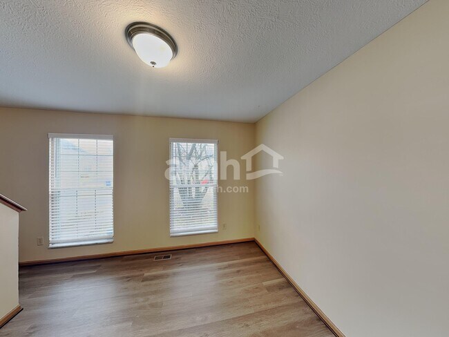 Photo - 2245 Yagger Bay Dr