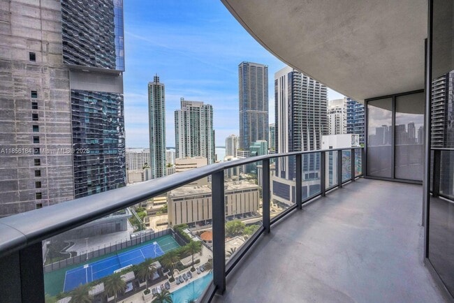 Photo - 45 SW 9th St Unidad 2101