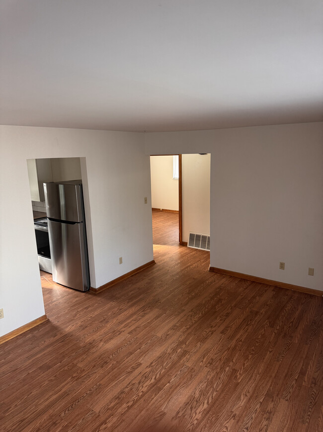 Photo - 1196 Knox Ave Unit A