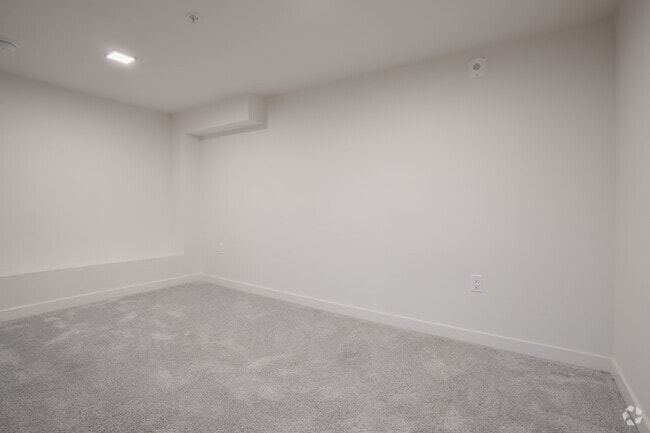 Loft - 550SF - Bedroom