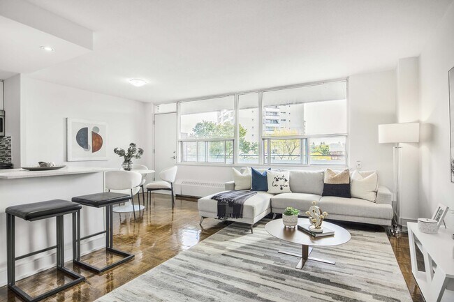 225 Davisville Avenue