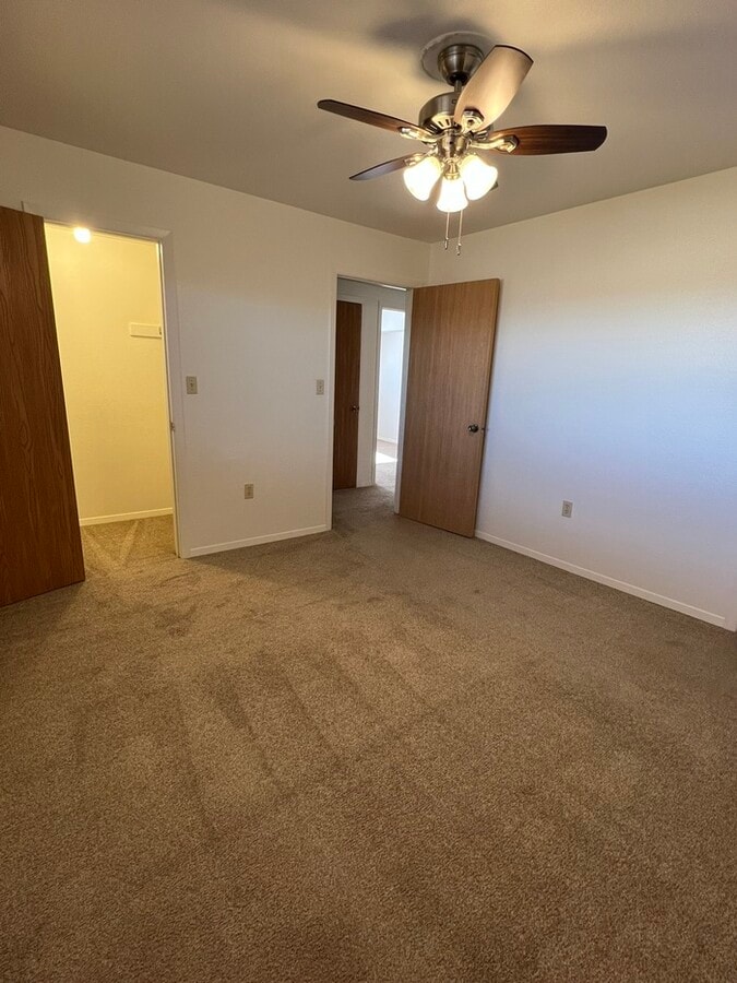 Photo - 1387 Dakota Dr