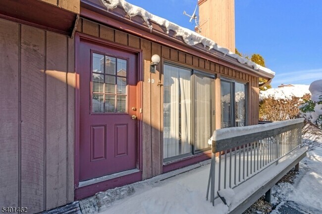 Photo - 117 Bluebird Dr