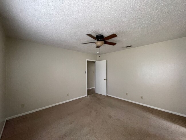 Photo - 1701 West Ln