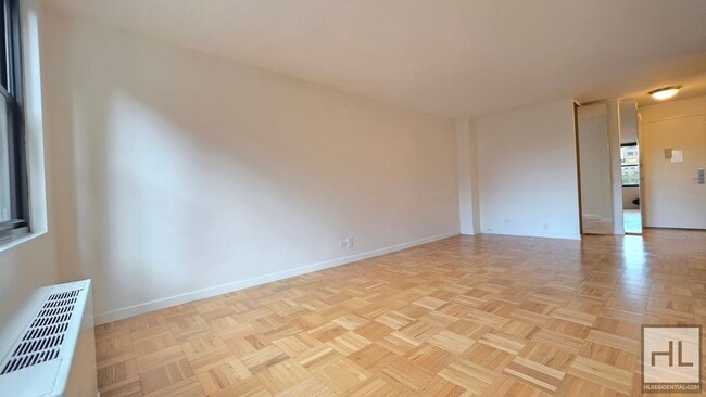 Midtown East One-Bedroom with Open Views