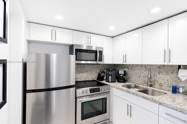 Photo - 234 Antiquera Ave Unit 12