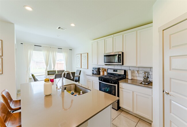 Building Photo - 28902 Yachting Pt Ct