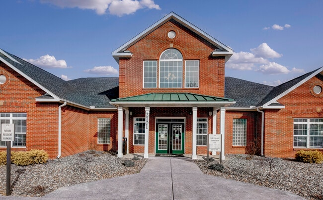 The Village on Sixth Avenue | Student Housing