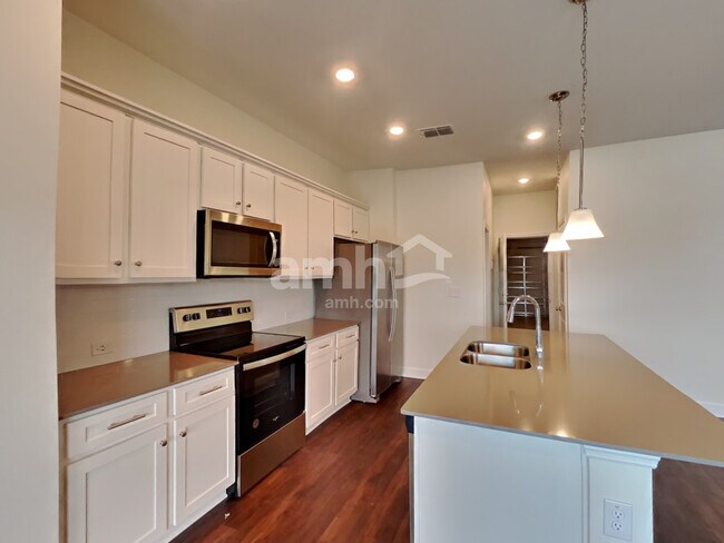 Photo - 33907 Thyme Dr