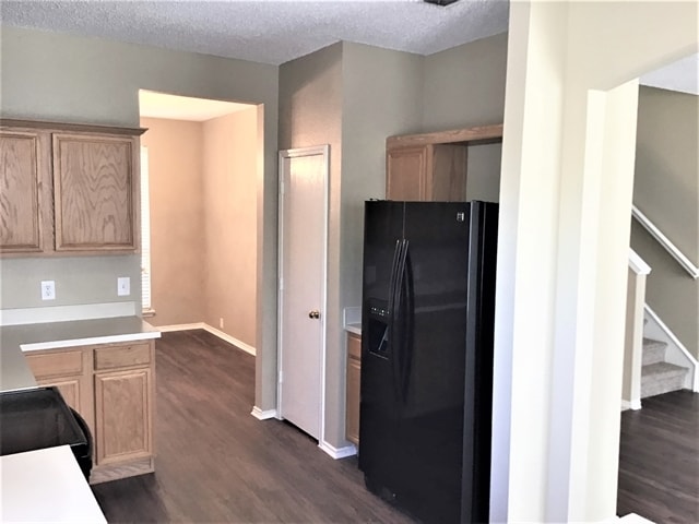 Photo - 304 Double Oak Ln