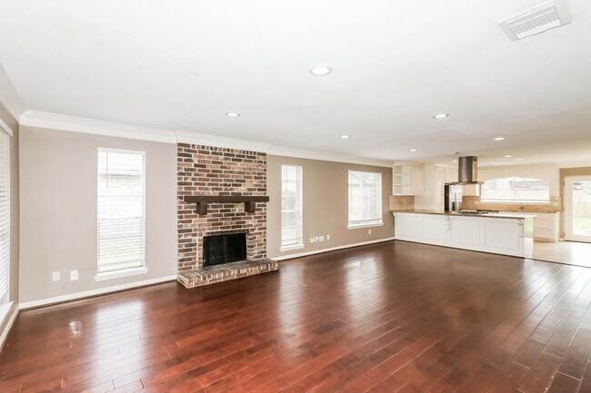 Photo - 22507 Red River Dr