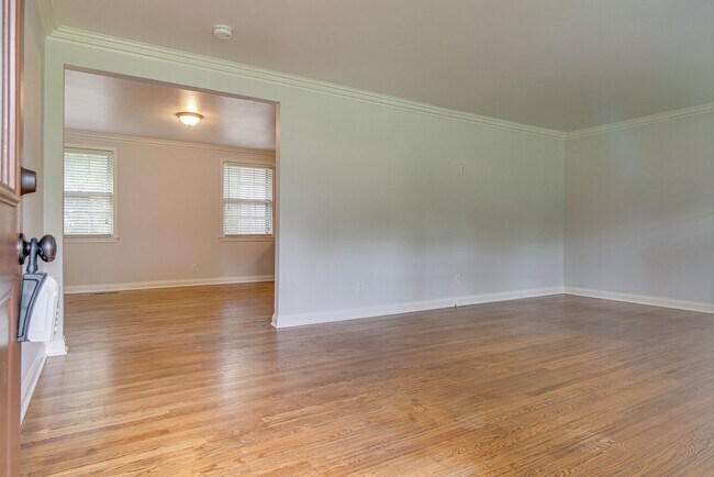 Photo - 4736 Danby Dr