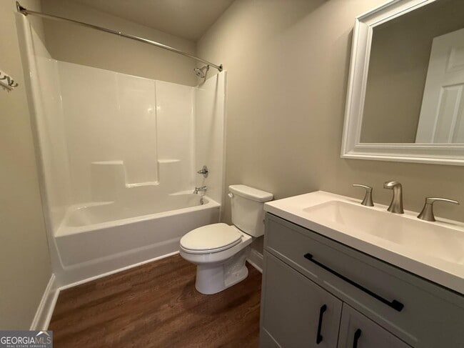 Photo - 5915 Maiden Ln