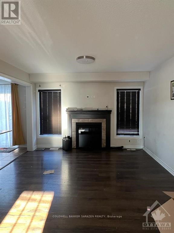 Photo - 108 Buffalograss Cres
