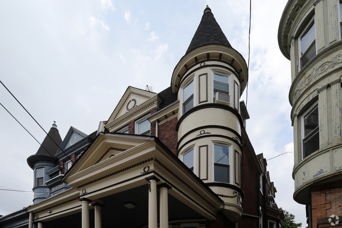 4402 Pine Street. - 4402 Pine Street. Apartments