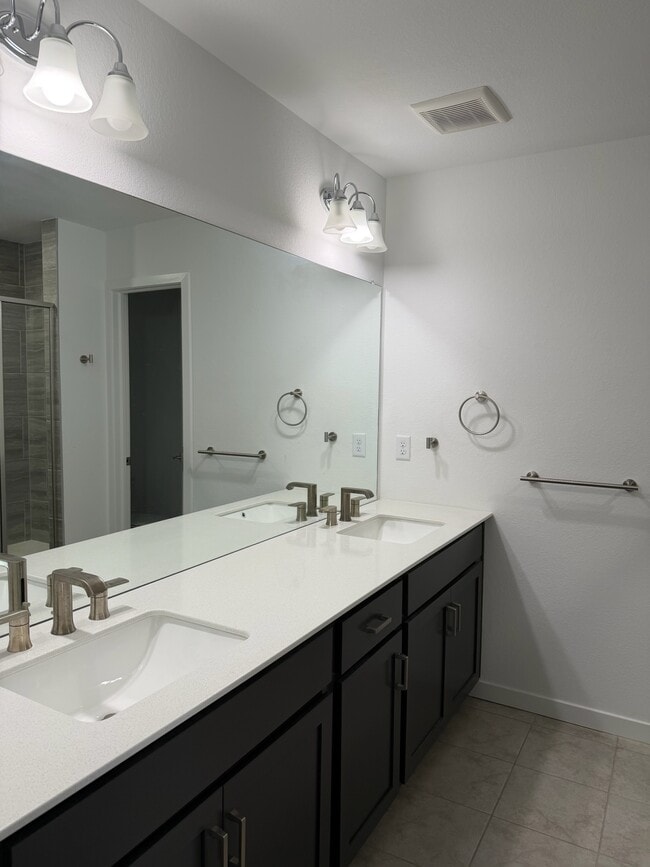 Photo - 356 Geneva St