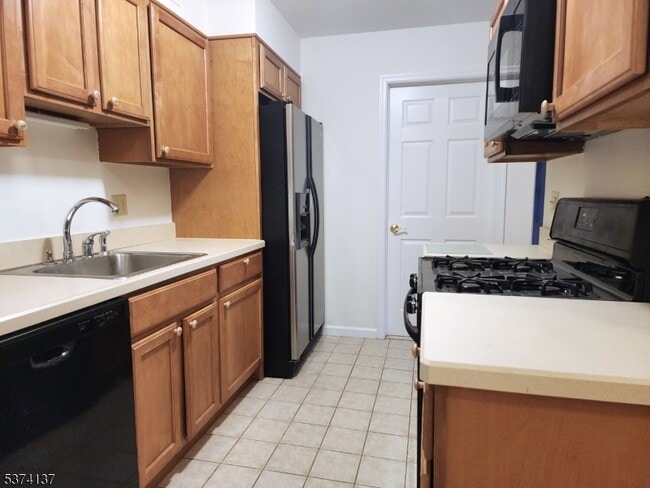 Photo - 5 Hamburg Turnpike Unit 5