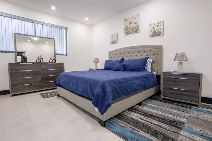 Photo - 2200 N Interstate 35E