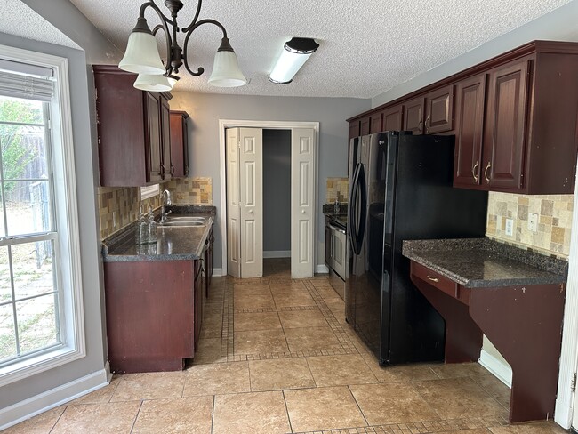 Photo - 3205 Turtle Creek Rd