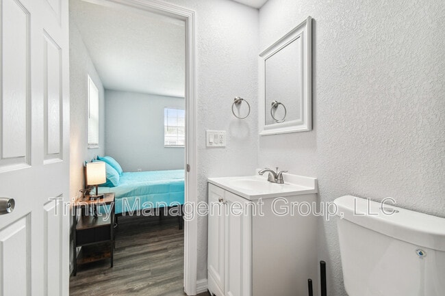 Photo - 10033 Brunswick Ln