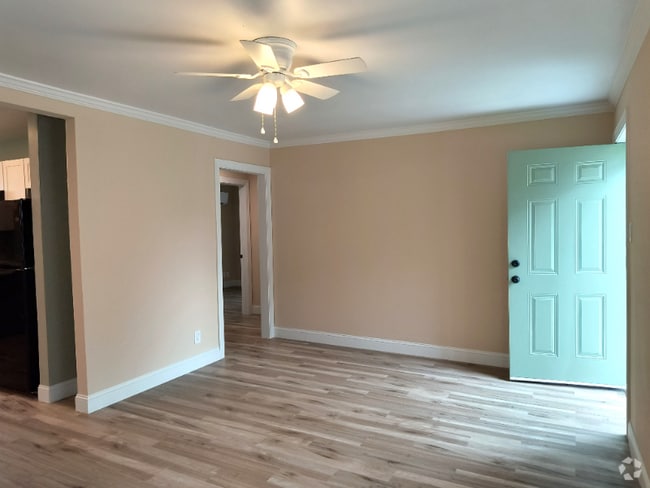 Building Photo - 532 Harwell Ave Rental