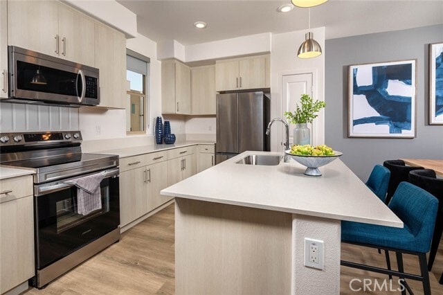 1588 W Austyn Dr