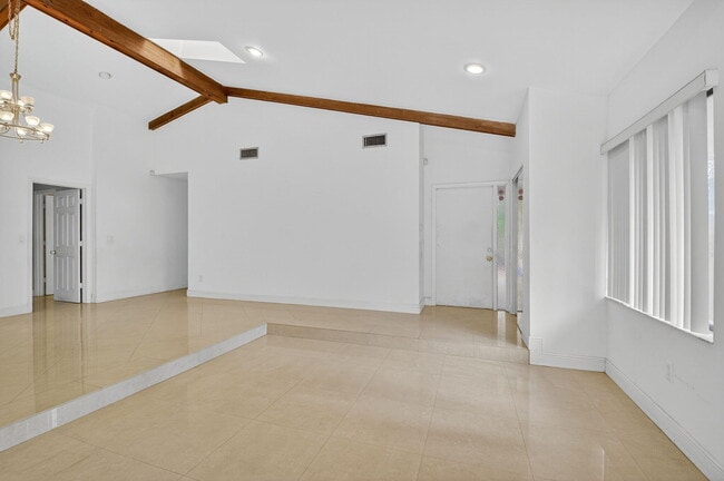 Photo - 7576 Sierra Terrace E