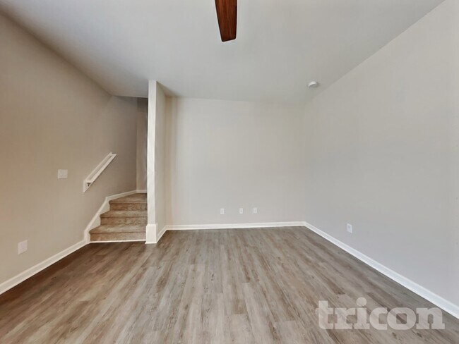 Photo - 169 Pamlico Dr