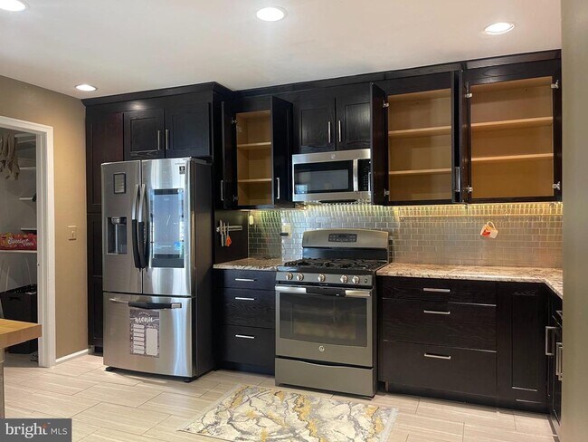 Photo - 24 Ginger Ct