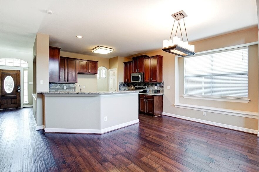 Photo - 4604 Evanshire Way