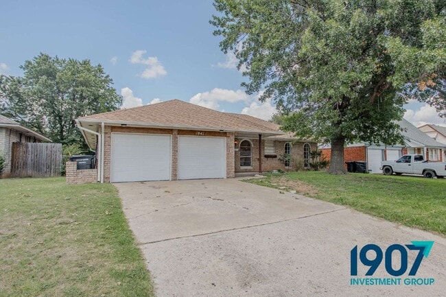 Photo - 1041 SW 2nd St