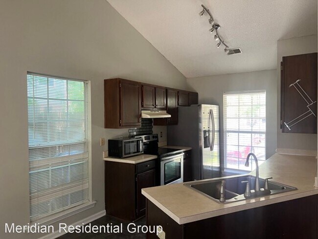 Photo - 3 br, 2 bath House - 150 Bradstone Rd.