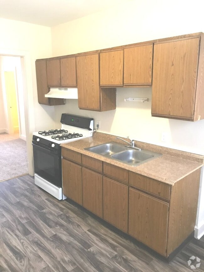 Building Photo - 421-425 Washington Rental