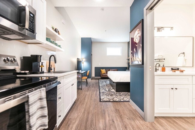 Photo - 520 Martin Luther King Jr Blvd Unidad SI ID1356311P